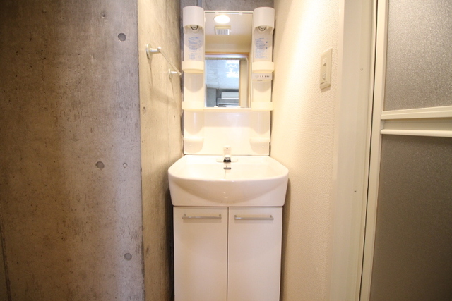 洗面設備　別部屋参考写真