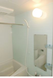 バス・シャワールーム　お風呂です