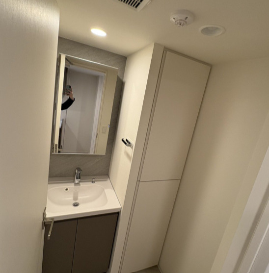 洗面設備　※別部屋の参考写真です。