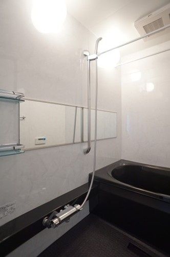 バス・シャワールーム　別のお部屋の写真です