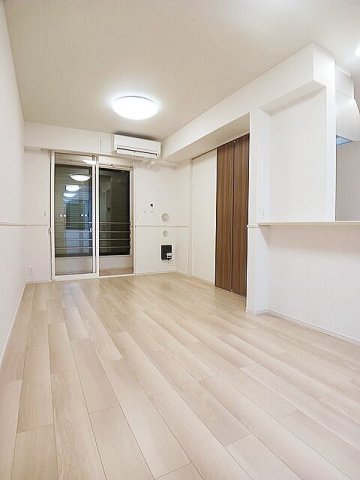 居室・リビング　居間です