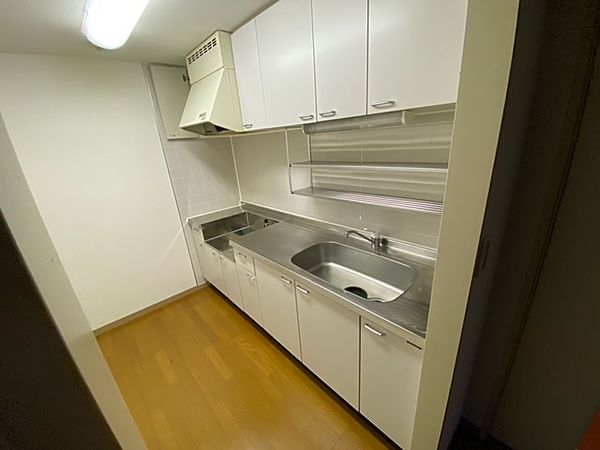 キッチン　※別部屋の参考写真です。