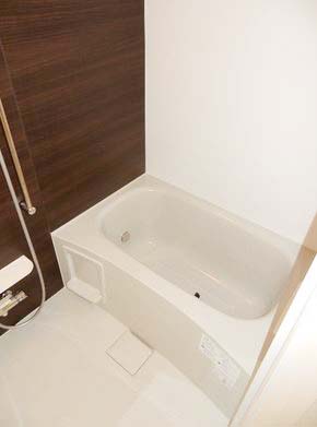 バス・シャワールーム　★浴室乾燥機・追焚機能付きバスルーム★