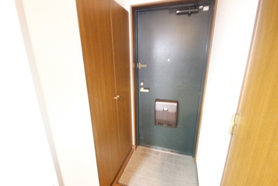 玄関　※別室の写真です