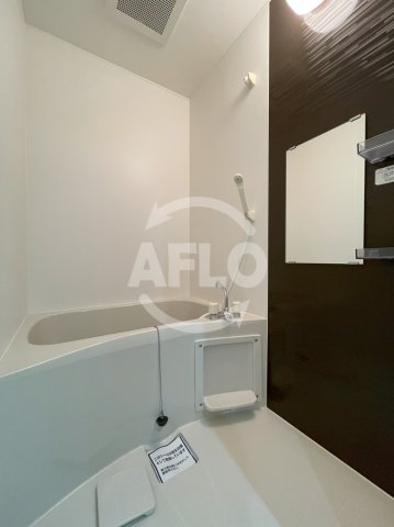 バス・シャワールーム　HRフロントリーガル平野　浴室