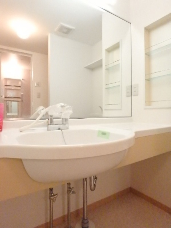 洗面設備　図面と現状に相違がある場合には現状を優先