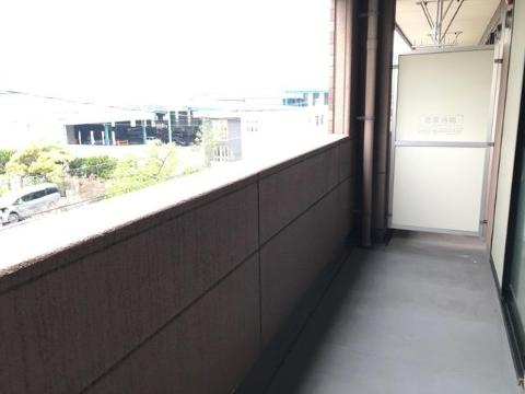 バルコニー　ベランダ
