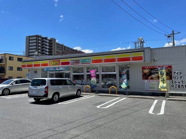 コンビニ　デイリーヤマザキ広島下祇園店（コンビニ）まで122m