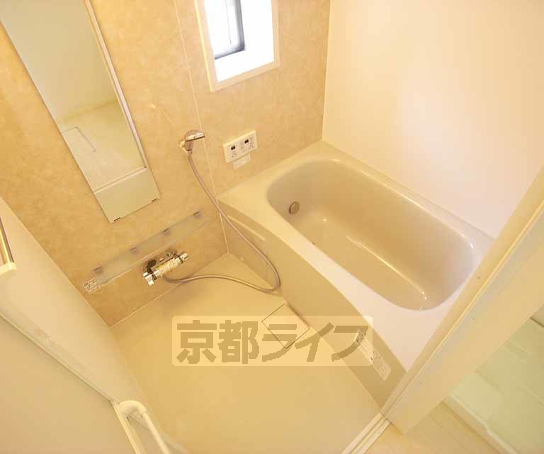 バス・シャワールーム　綺麗なお風呂です、