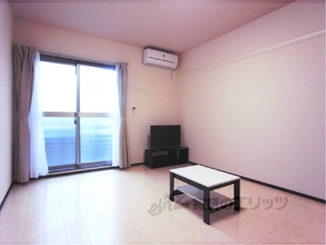 居室・リビング　洋室