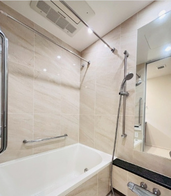 バス・シャワールーム　別室参考写真