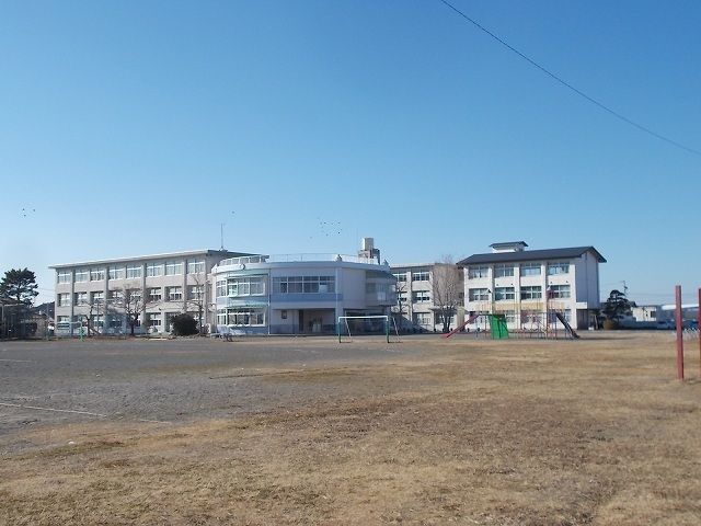 小学校　菊川市立小笠北小学校（小学校）まで120m
