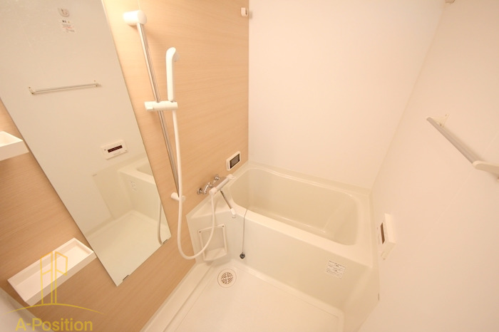 バス・シャワールーム　W.O.B.UMEDA（ウォブウメダ）