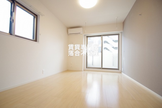 居室・リビング　明るい綺麗なお部屋♪