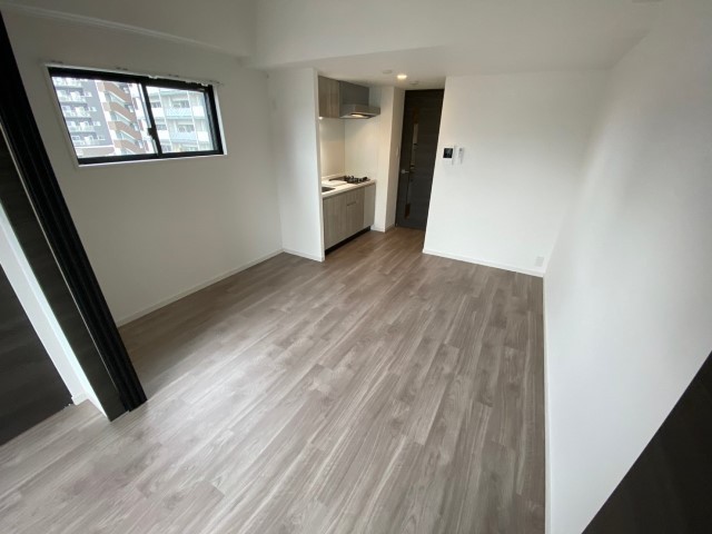 居室・リビング　反転タイプのお部屋です