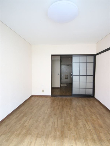 居室・リビング　6帖洋室