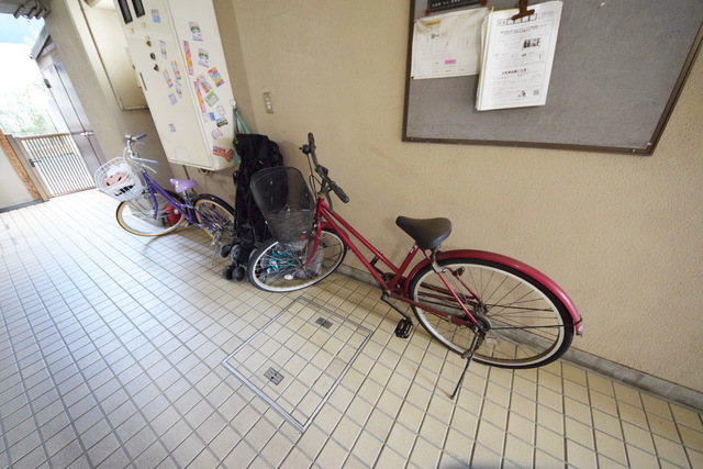 その他共有部分　～自転車はここかな～