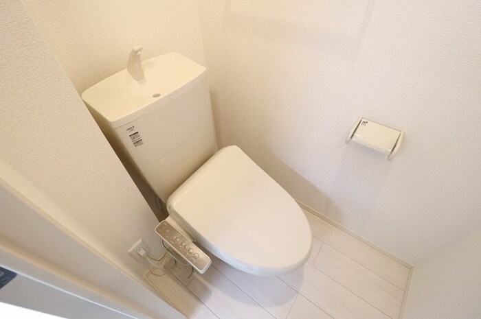 トイレ　落ち着いたトイレです