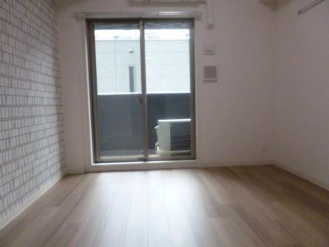 居室・リビング　室内