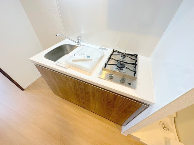 キッチン　オシャレなシステムキッチン。お料理好きには嬉しいですね。