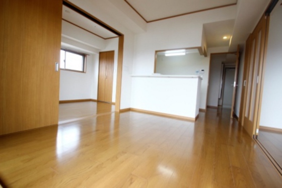 居室・リビング　※別部屋の写真です