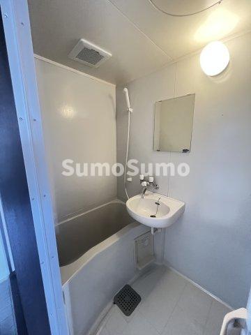 バス・シャワールーム　日々の疲れを癒すお風呂付です