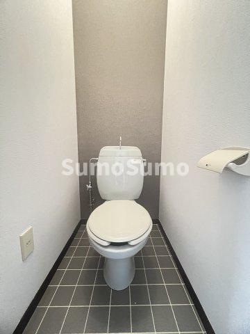 トイレ　落ち着いたトイレです