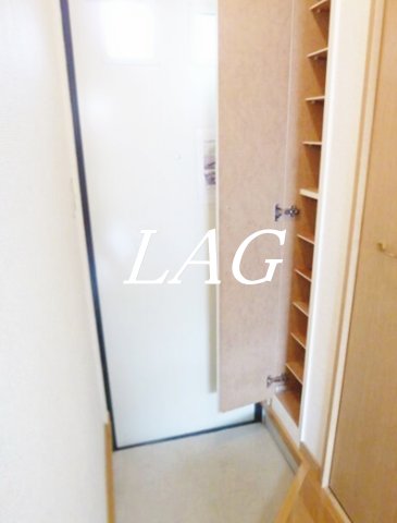 玄関　玄関です。