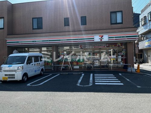 コンビニ　セブンイレブン 大田区大森南1丁目店（コンビニ）まで242m
