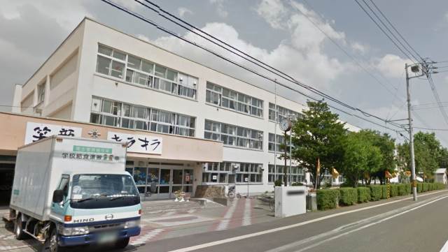 小学校　札幌市立二十四軒小学校（小学校）まで511m