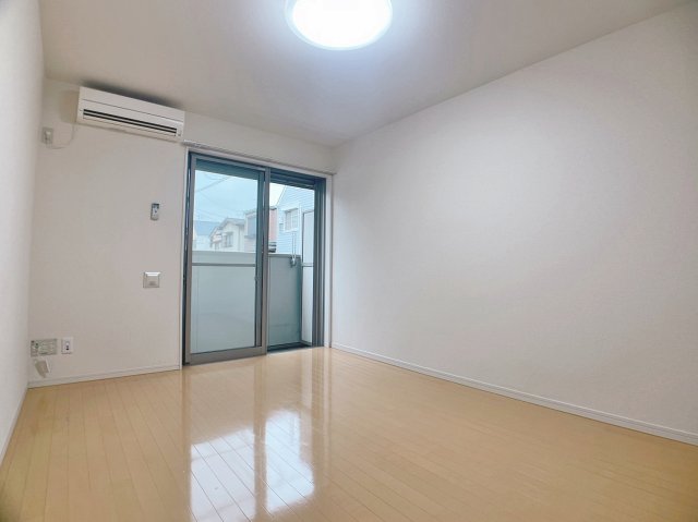 居室・リビング　7.8帖洋室