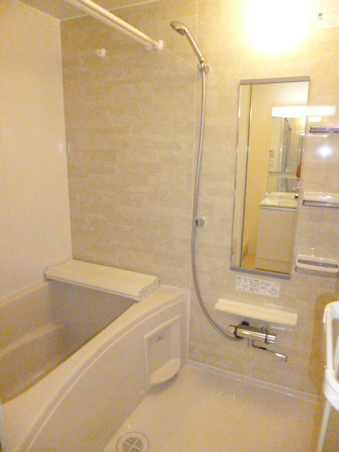 バス・シャワールーム　★追焚機能付きバスルーム★