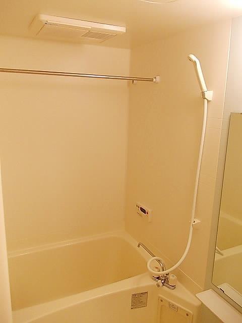 バス・シャワールーム　浴室