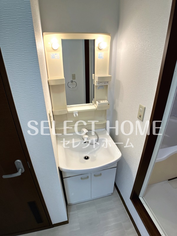 洗面設備　同型タイプ