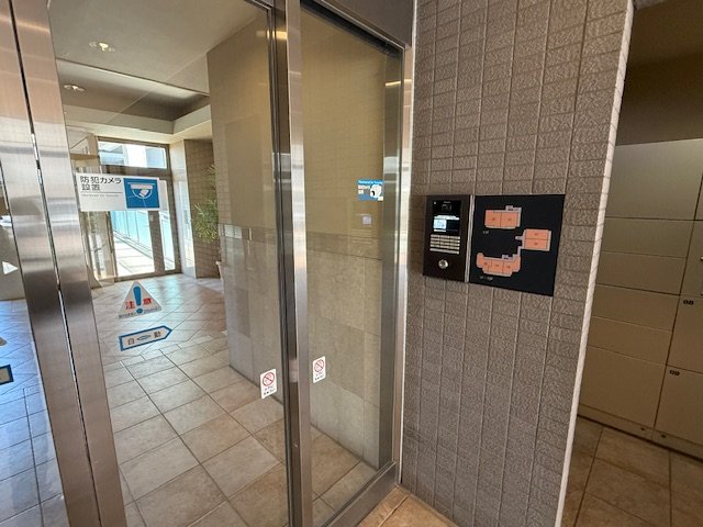 エントランス　オートロック