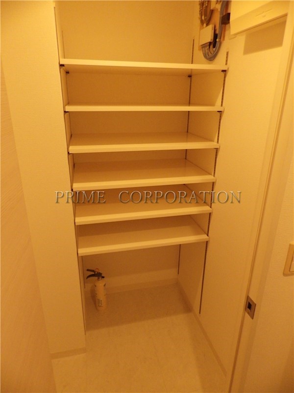 玄関　※参考写真※