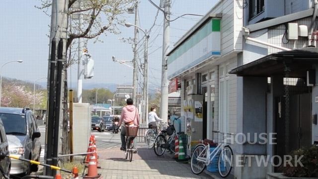 コンビニ　ファミリーマート賀茂大橋店（コンビニ）まで435m