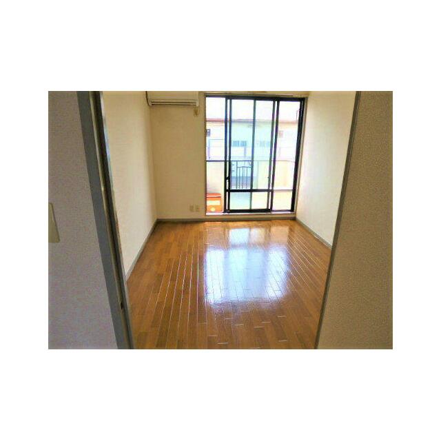 居室・リビング　同タイプ別室