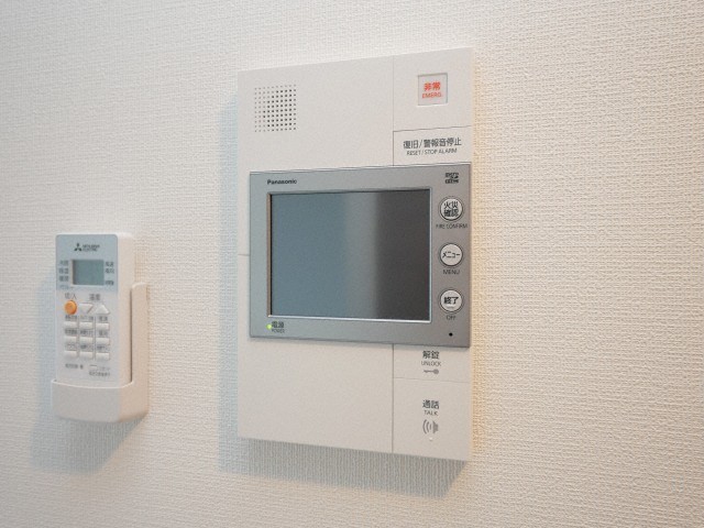 セキュリティ　モニター付きインターホンです