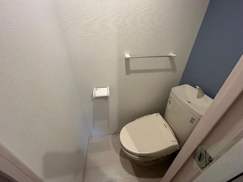 トイレ　トイレです。ウォシュレット付を探している方、おすすめです。
