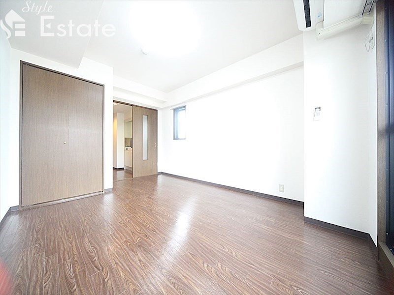 居室・リビング　内装