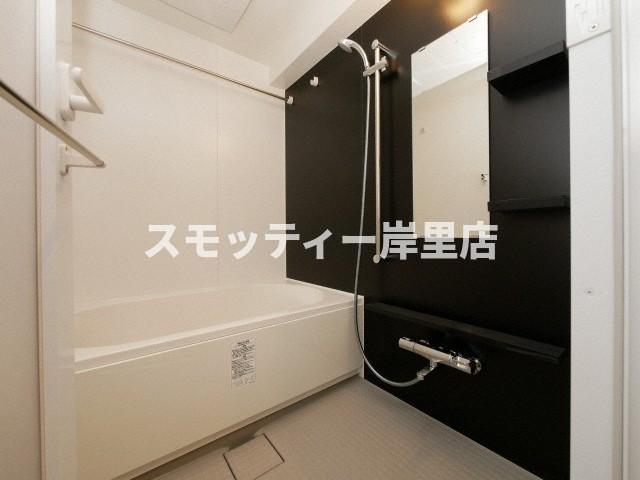 バス・シャワールーム　きれいなお風呂です