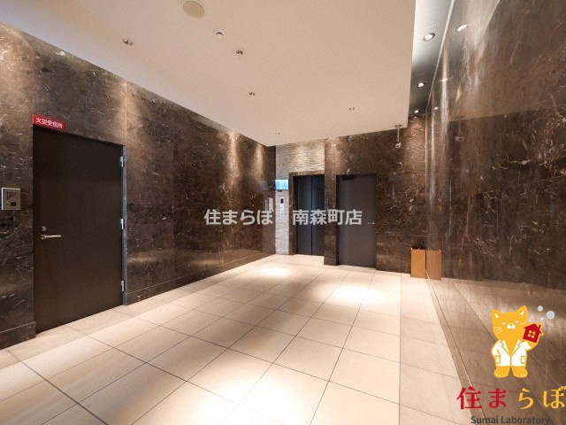 エントランス　共用部の印象も大切に