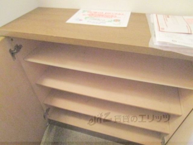 その他設備　下駄箱