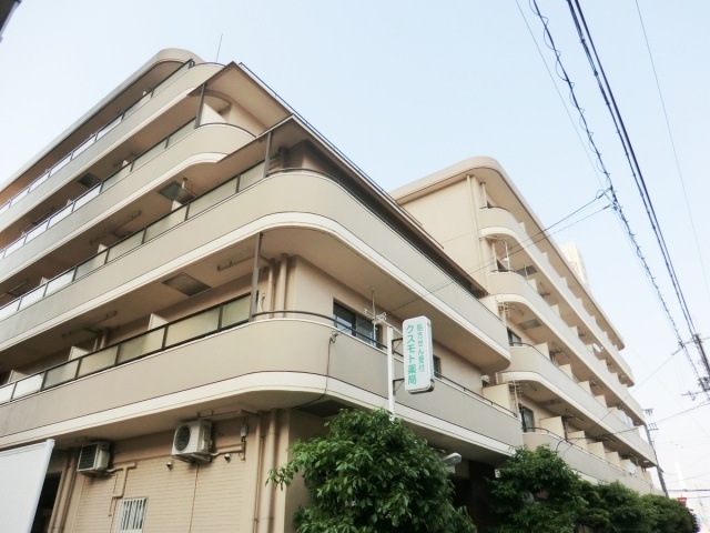 建物外観　駐輪場あります♪