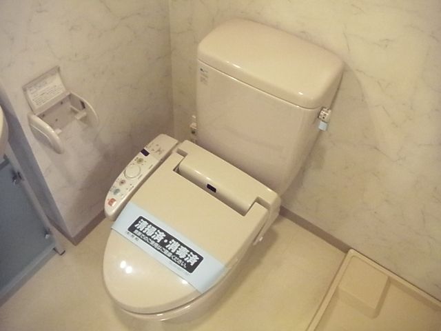 トイレ　ガラ・ステーション東日本橋