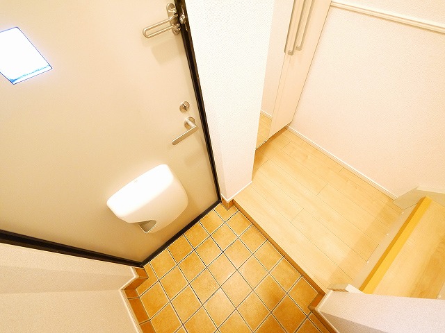 玄関　明るい玄関です