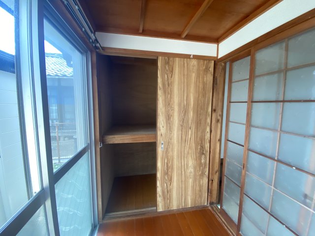 収納