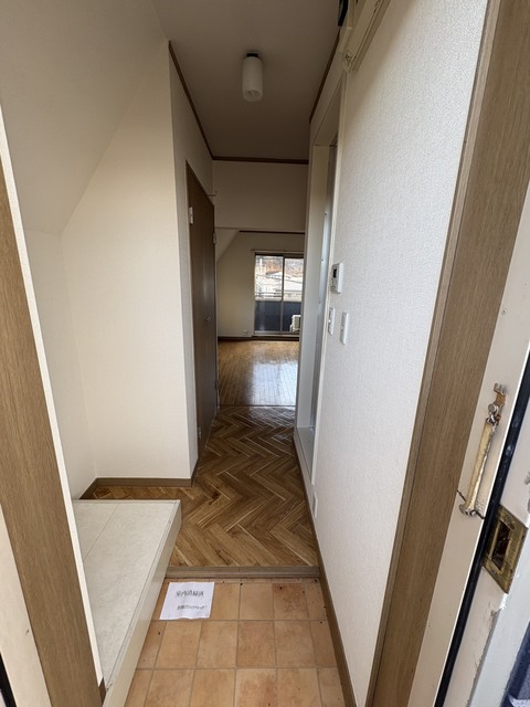 玄関　別部屋参考写真です