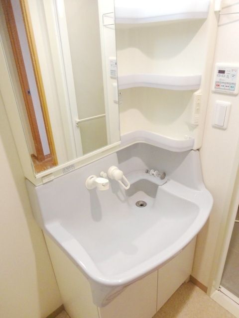 その他　★立派なドレッサー★